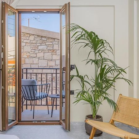 Achatis Suites Limenas Chersonisou Exterior foto